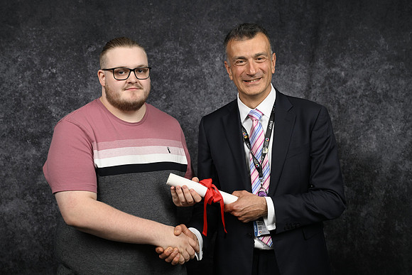 _B9Z4717
